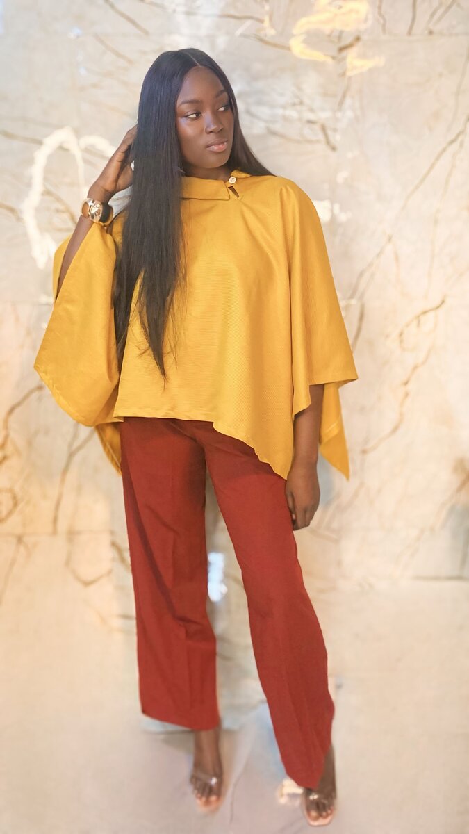 Poncho chic jaune pour femme