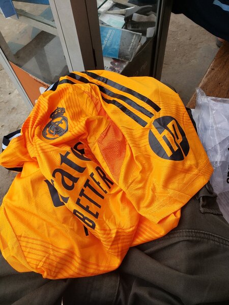 MAILLOT RÉAL MADRID VERSION PRO