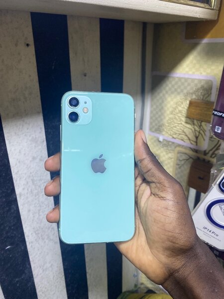 iPhone 11 Pro simple sans id