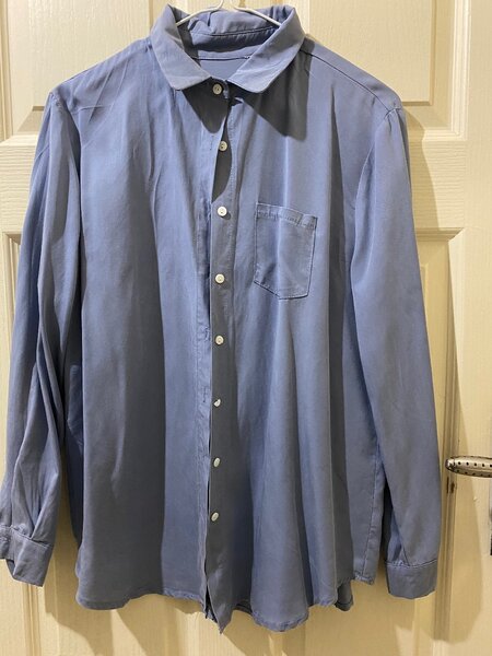 Ladies button-up Shirt