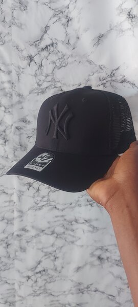 Casquette noire filet