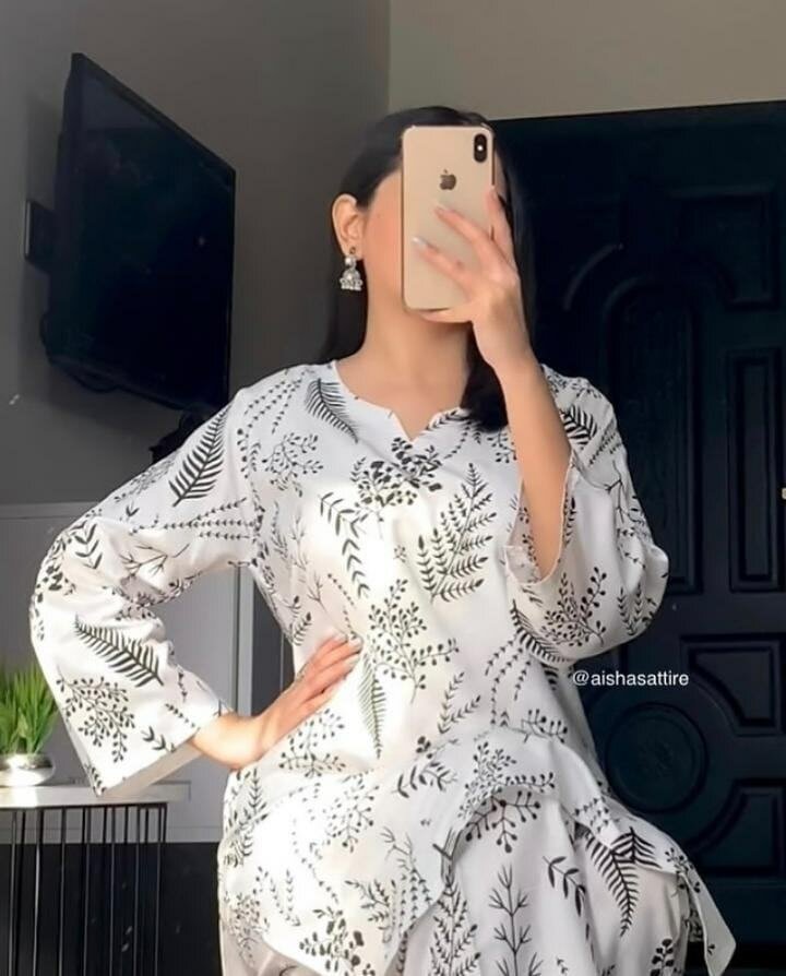 2pc stitched linen Printed Suit