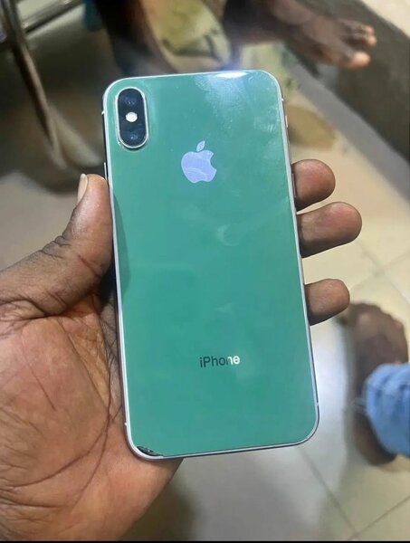 iPhone X Vert Débloqué