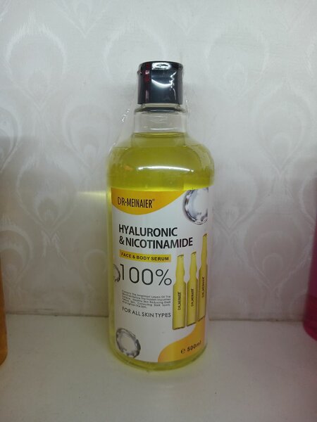 Hyaluronic et nicotinamide