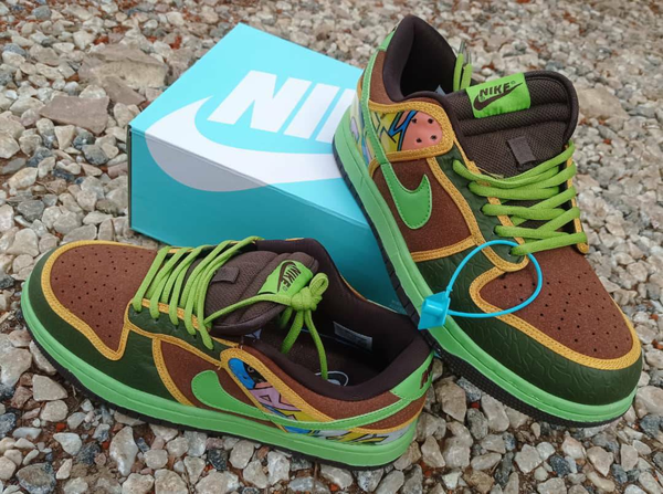 Chaussure NIKE SB DUNK vert brun