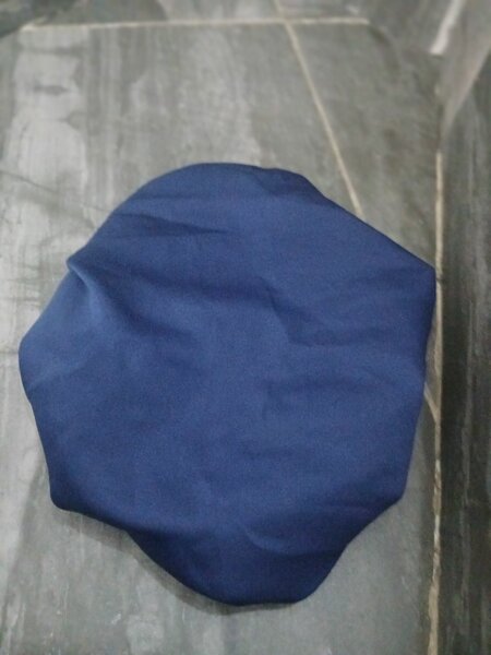 Bonnet de nuit en soie bleu