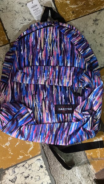 Sac à dos Eastpak coloré