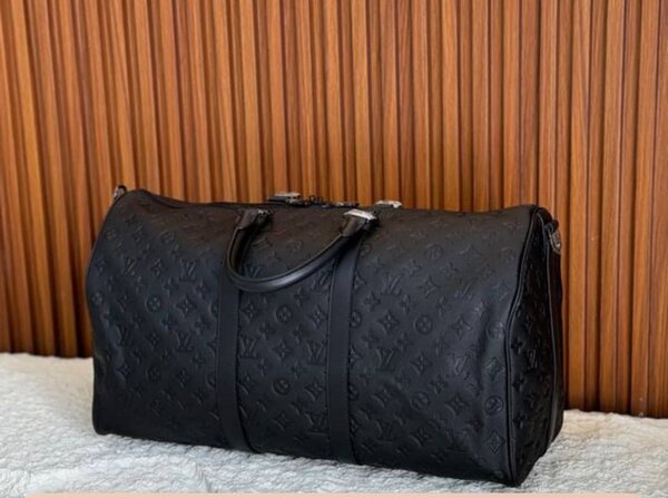 Sac de voyage en cuir noir