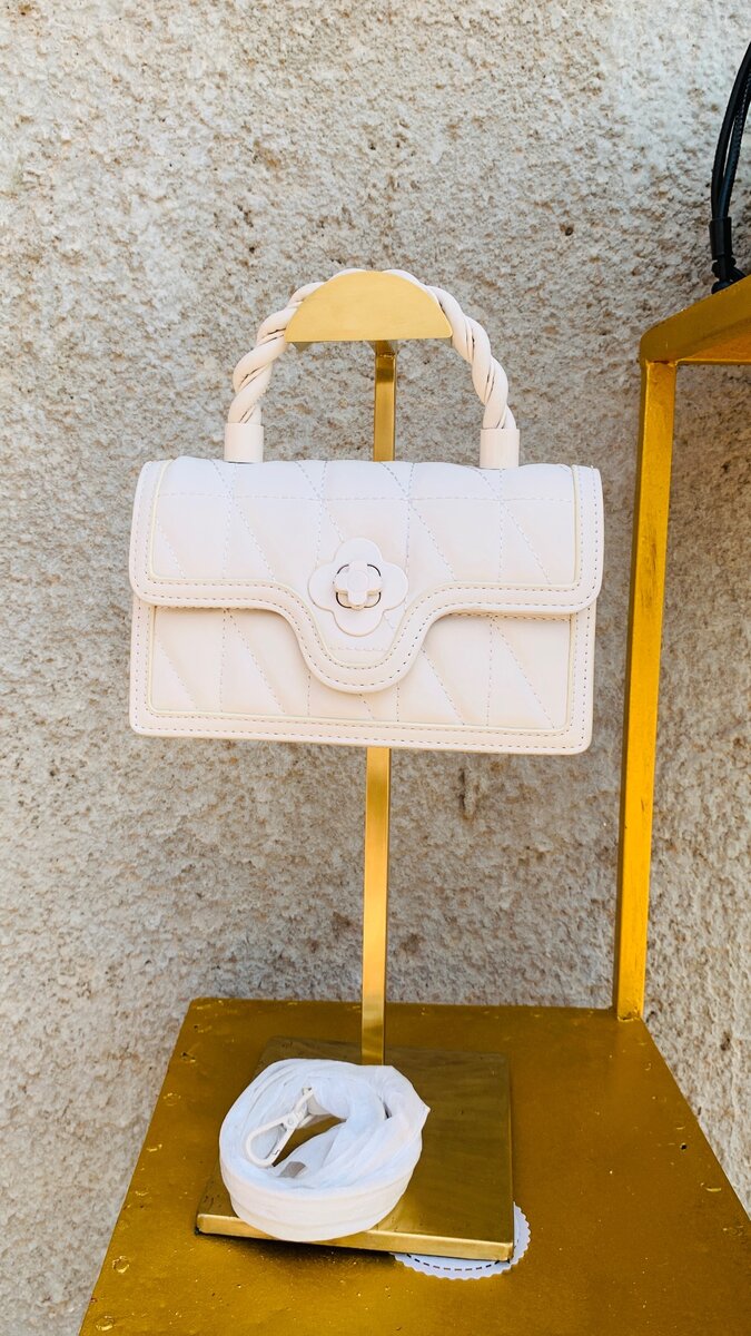 LADIES HANDBAGS- 24063