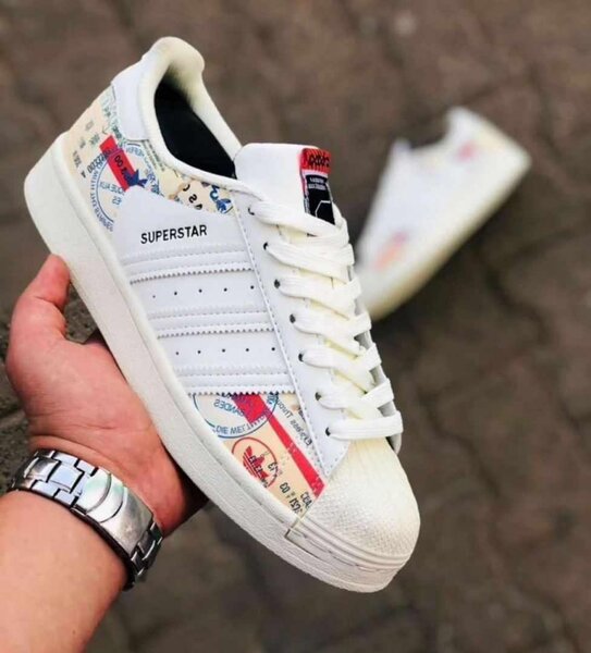 Adidas superstar