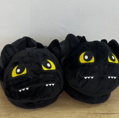 Не только согреют Ваши ножки, но каждый раз будут поднимать настроение 🤍 ⠀ Стандартный размер: 35-41📏 Если будете брать на подарок, точно не прогадаете с размером😌