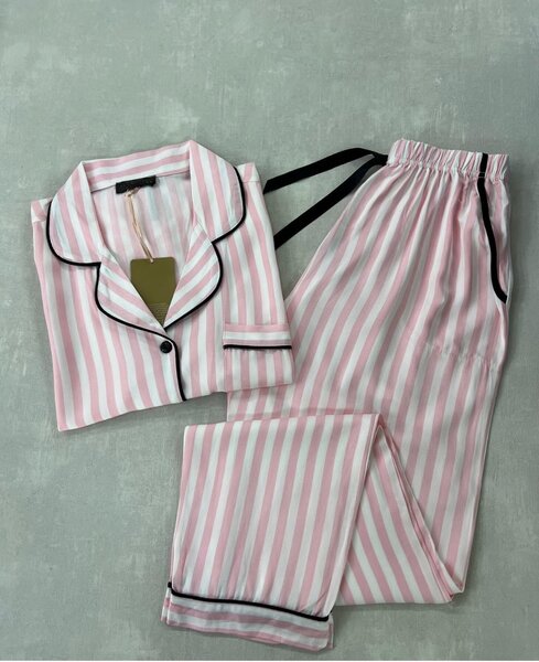 Красивые Сатиновые пижамы