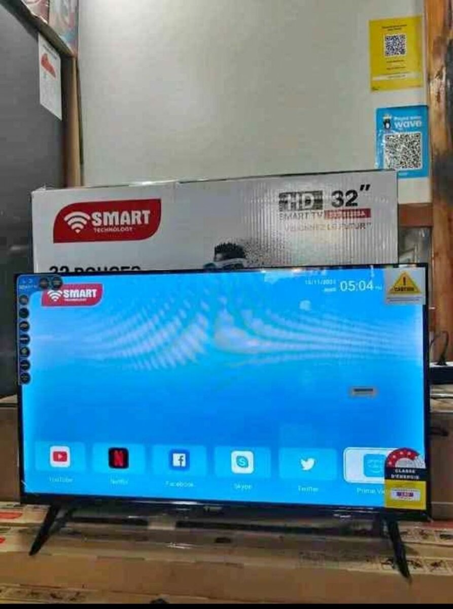 Téléviseur LED 32" HD Smart
