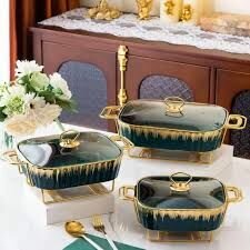 Ceramic serving dish