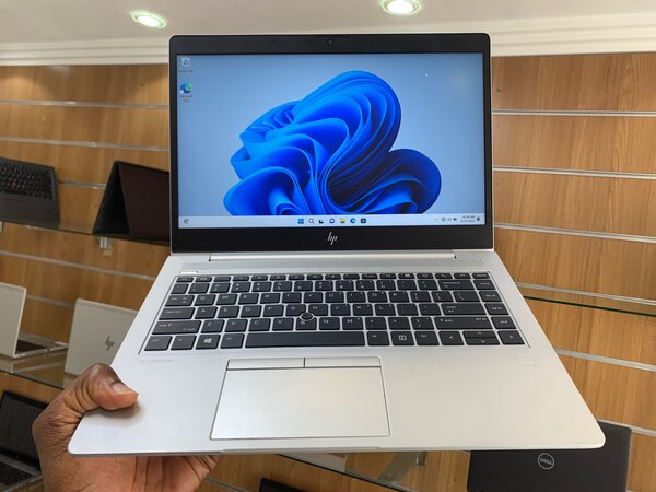 HP ELITEBOOK 735 G6-GAMING