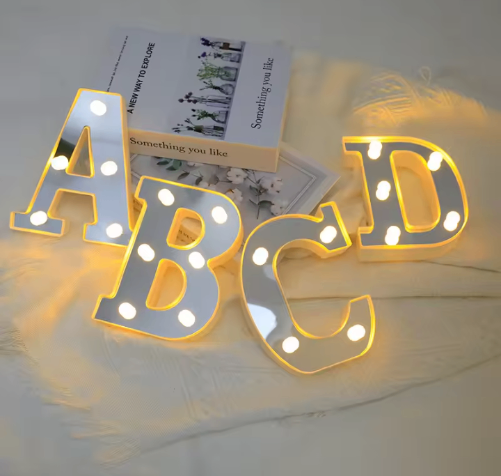 Lettres lumineuses LED décoratives