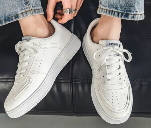 Sneakers blanches unisexes