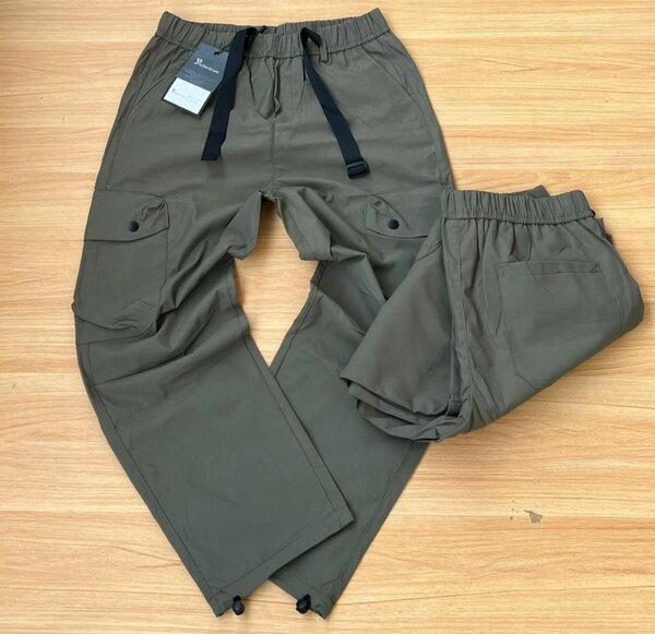 Side pocket trousers