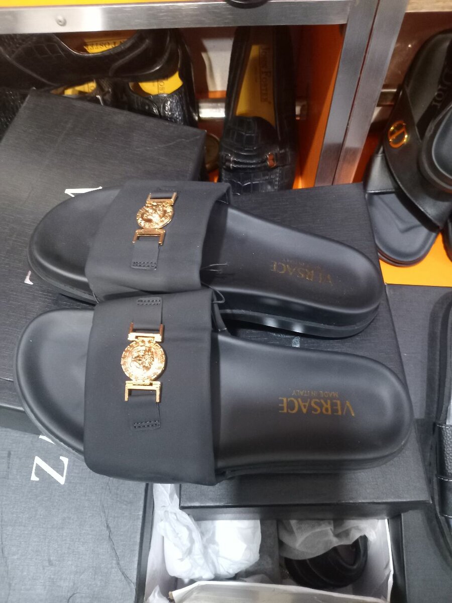 Luxury and high quality men slide