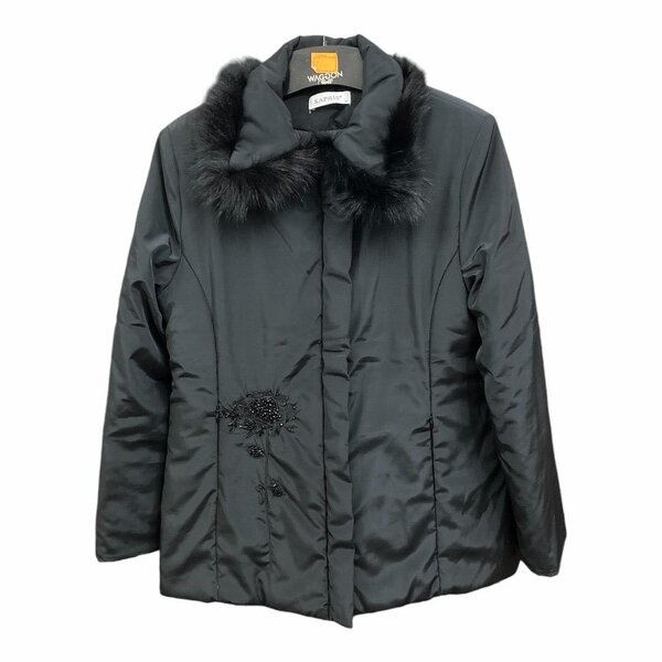 Женская черная куртка с вышивкой - Турция