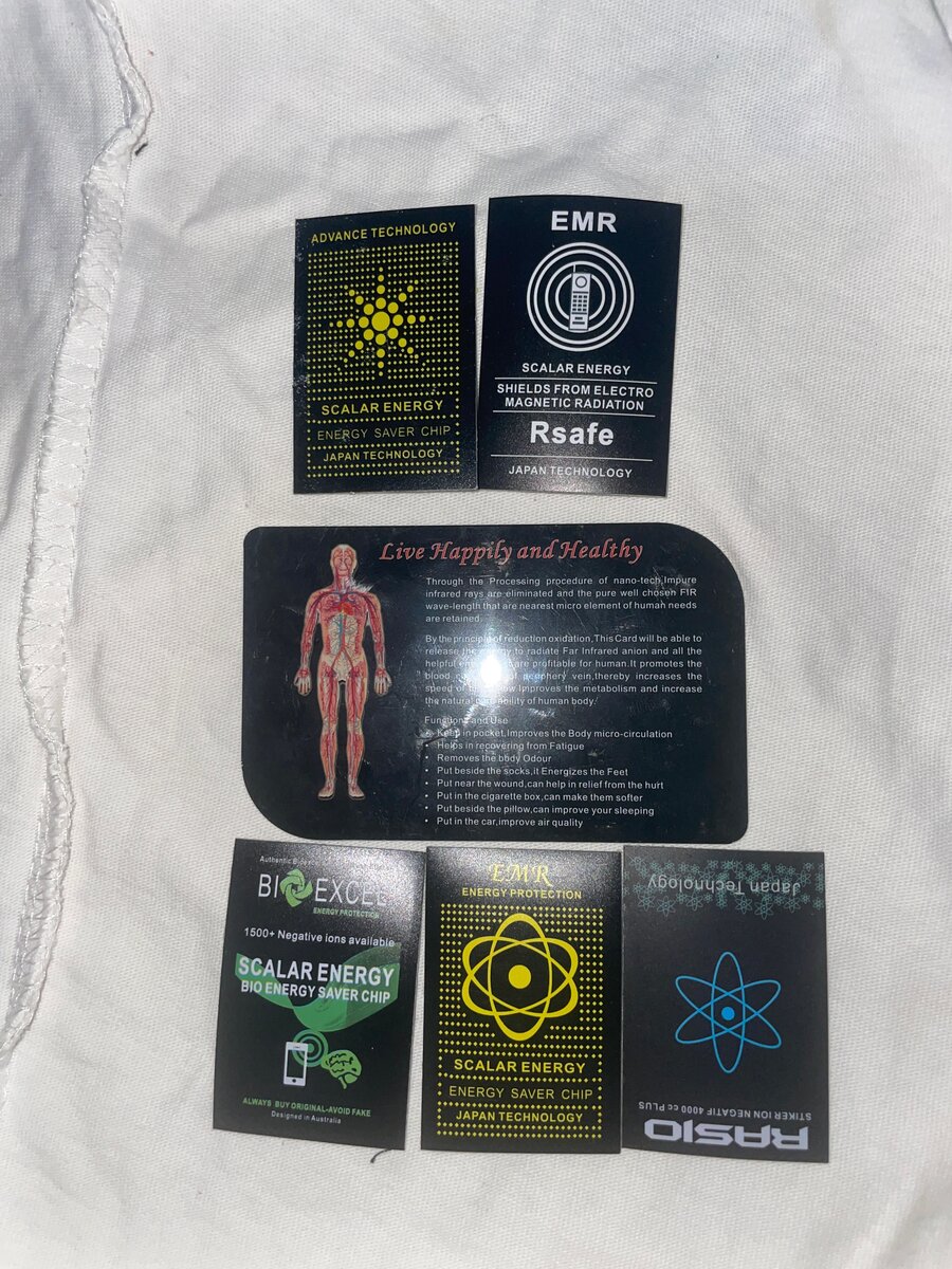 Carte Protectrice Anti-Radiation Énergétique