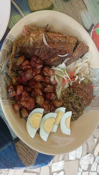 Du bons poissons frit avec de