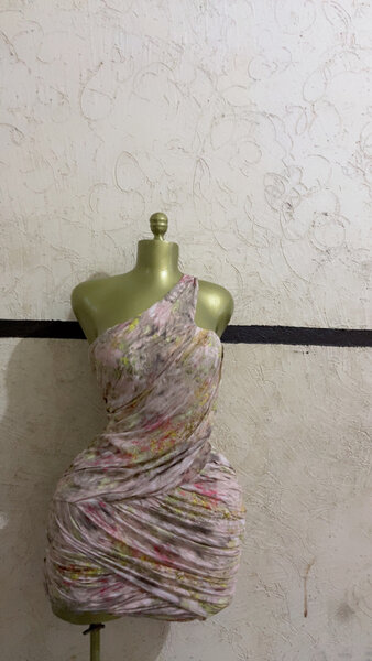 Robe asymétrique imprimée florale