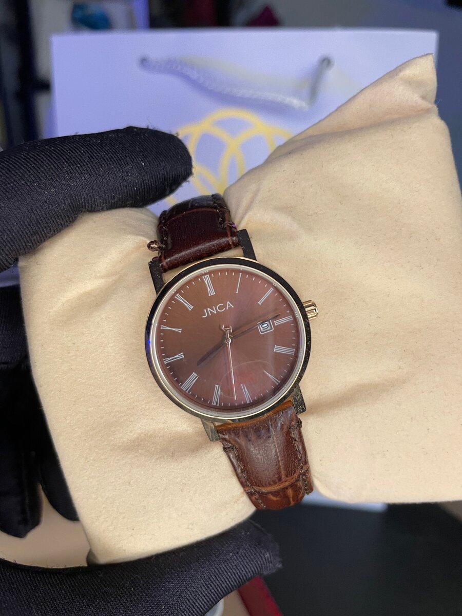 Montre Classique en Cuir