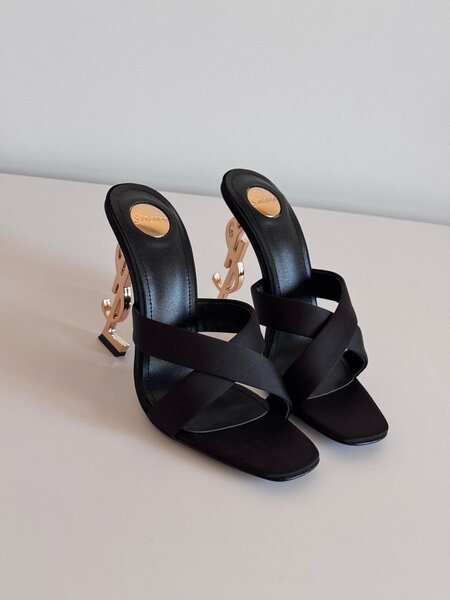 Talons aiguilles élégants