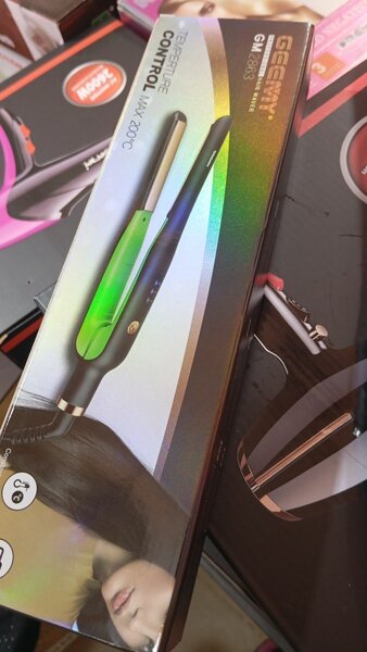 Lisseur cheveux Geemy 200°C