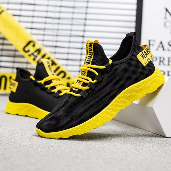 Baskets Noires et Jaunes Tendance