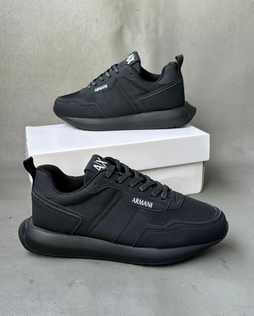 Baskets Armani pour hommes