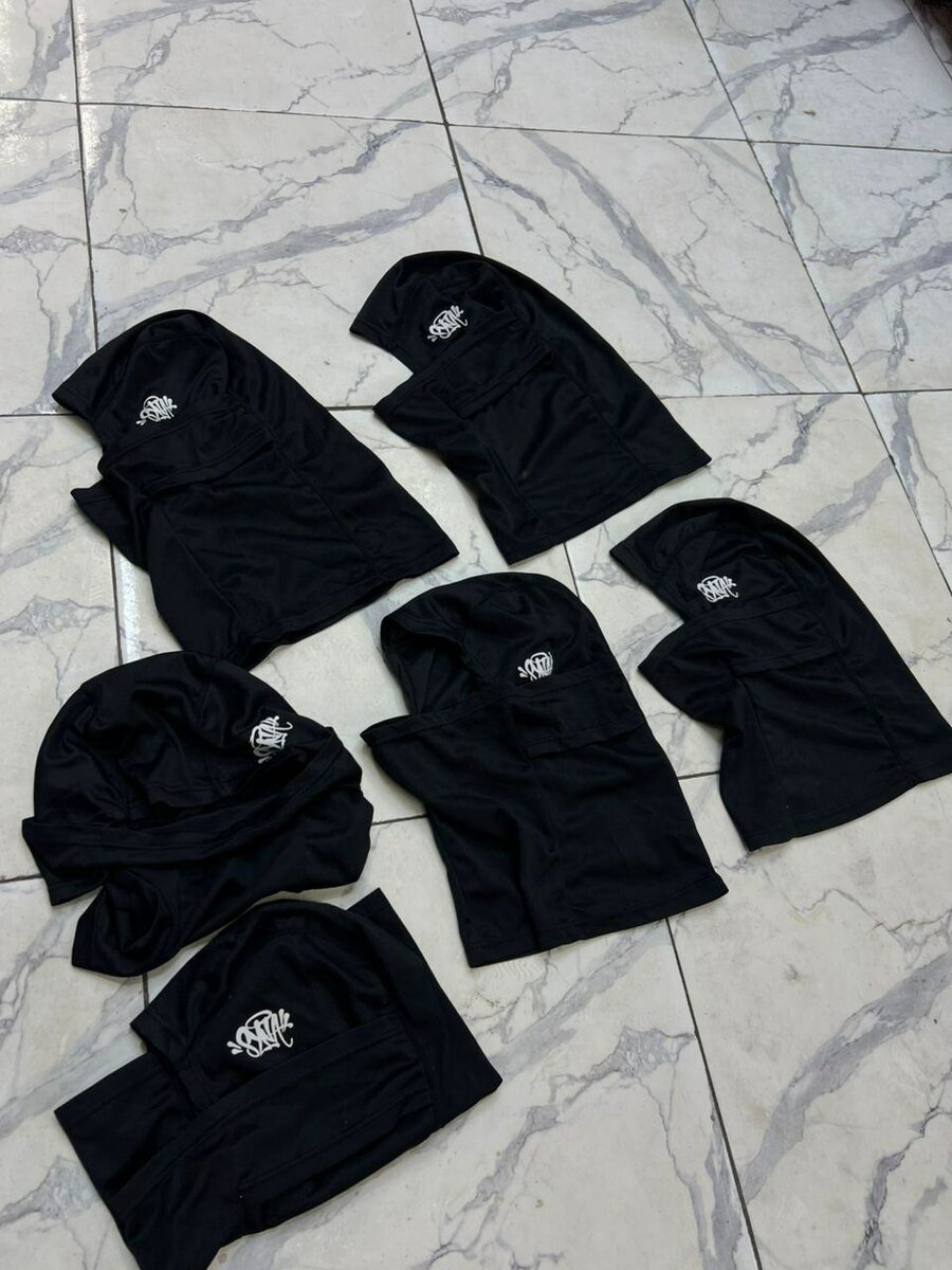 Cagoules noires unisexes