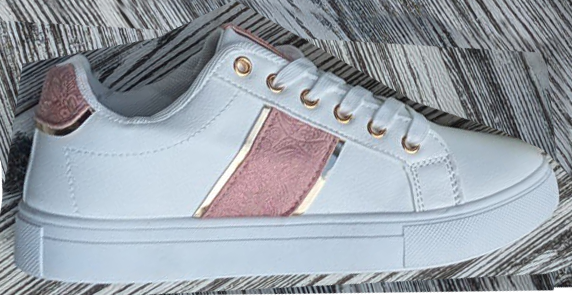 Ladies sneakers