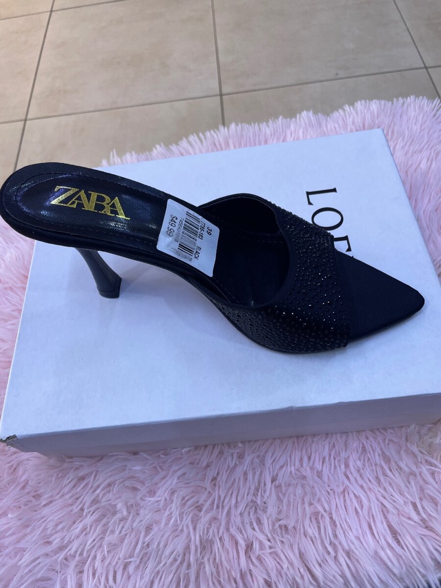 Sandales à talons brillants