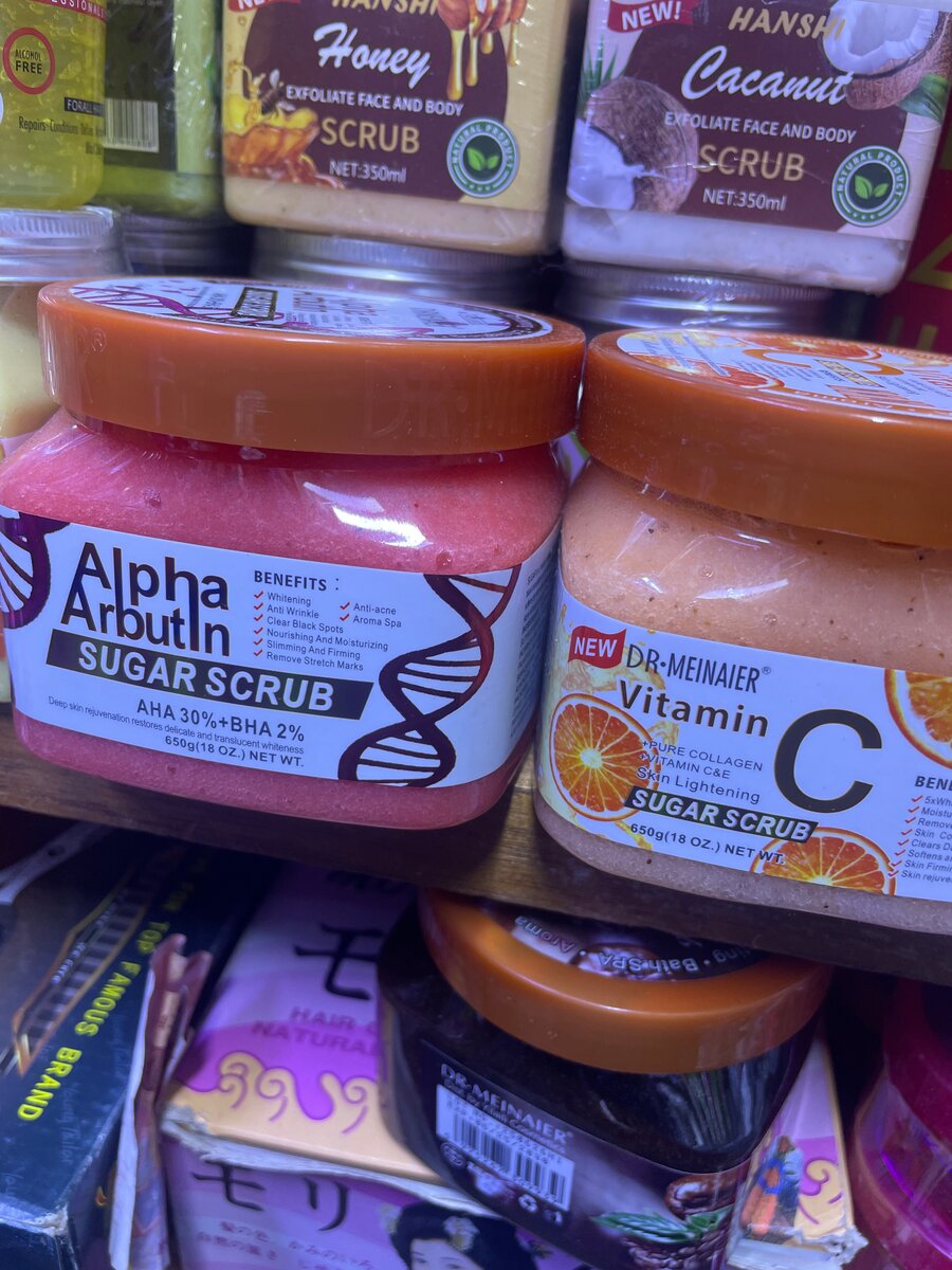 Alpha Arbutin Sugar Scrub