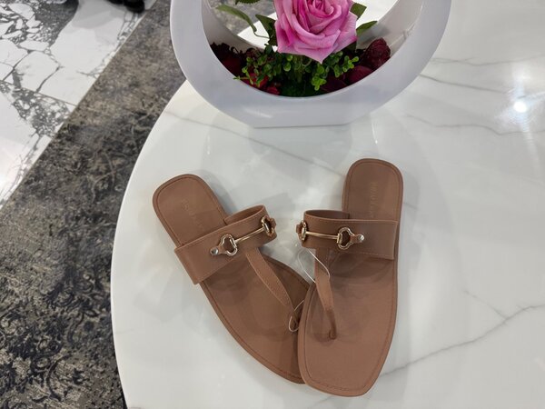 Sandales plates confortables