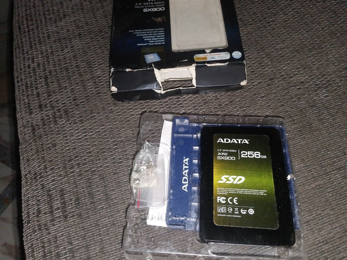 Data 256 SSD Hard drive