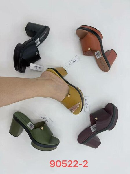 Mules à talons élégantes