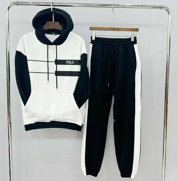 Ensemble de survêtement à capuche