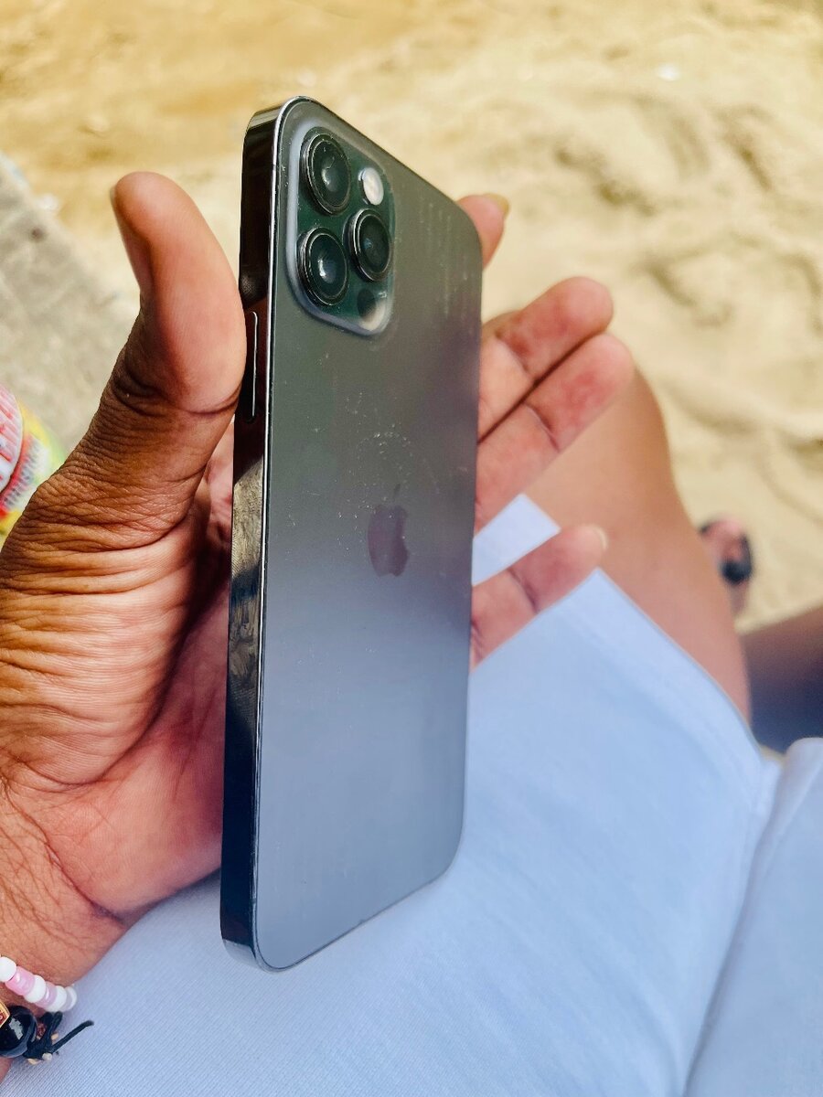 iPhone 12 Pro Unlocked