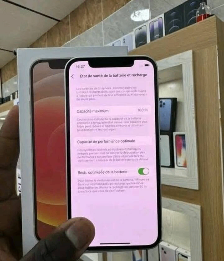 iPhone 12 Blanc 64 Go