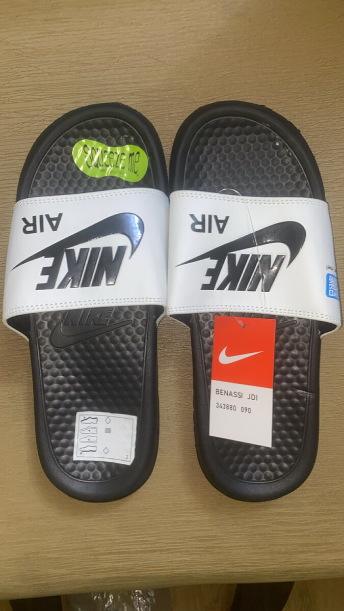 Claquettes confortables pour homme