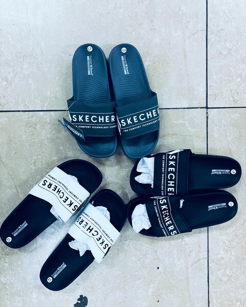 Sketchers slippers