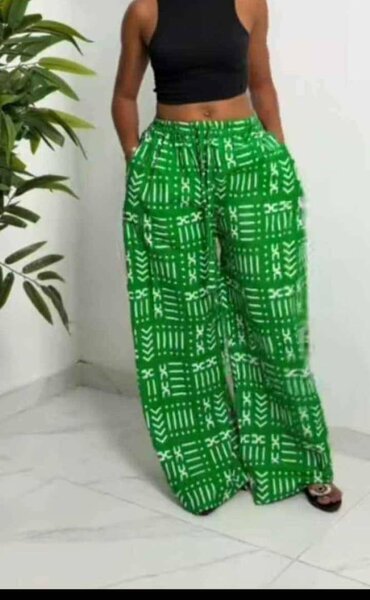 Pantalons larges imprimés colorés