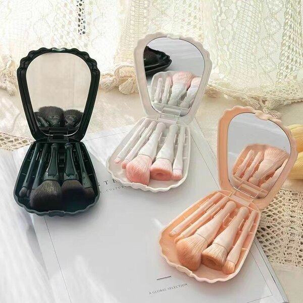 5 Pcs Makeup Brush Set with Mirror