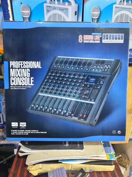 Audio mixer Yamaha 8 chanel