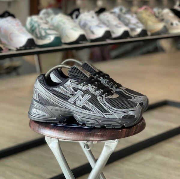 Baskets New Balance 740