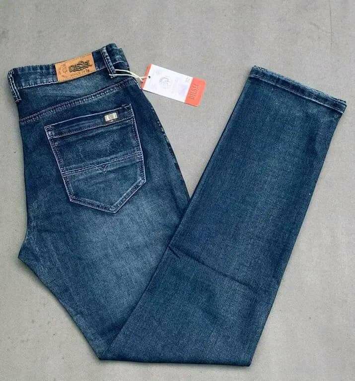 Jean slim homme moderne