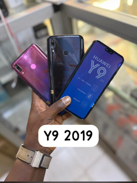 Huawei Y9 2019 Smartphone